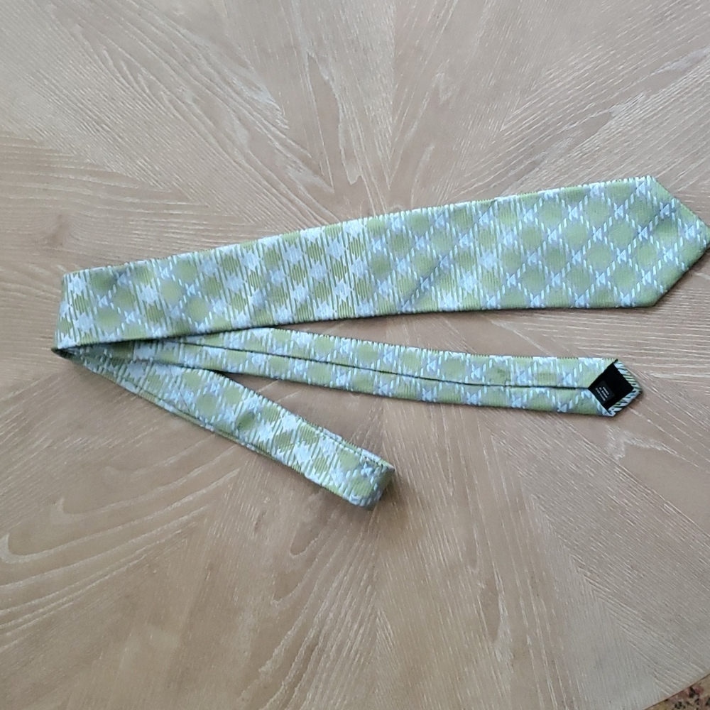 Express Design Studio necktie. - Picture 1 of 5